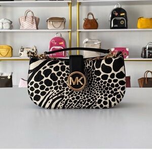 Michael Kors Pochette Black and Cream Patterned Shoulder Bag